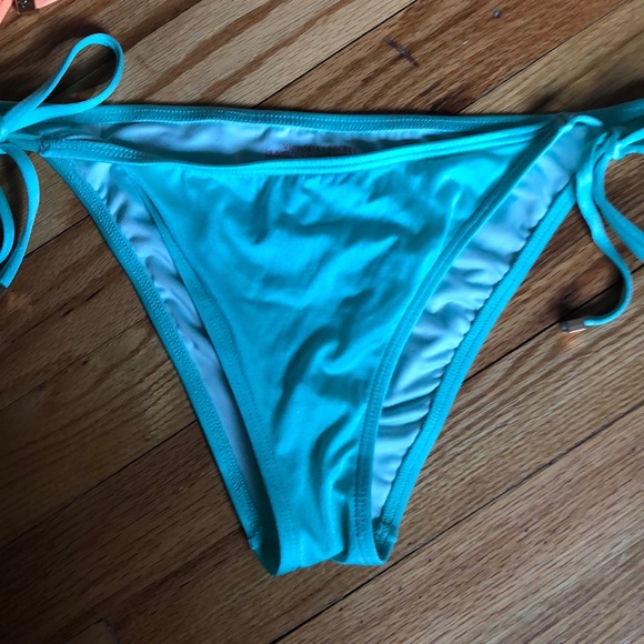 Victoria secret bikini bottom bundle - Picture 3 of 10